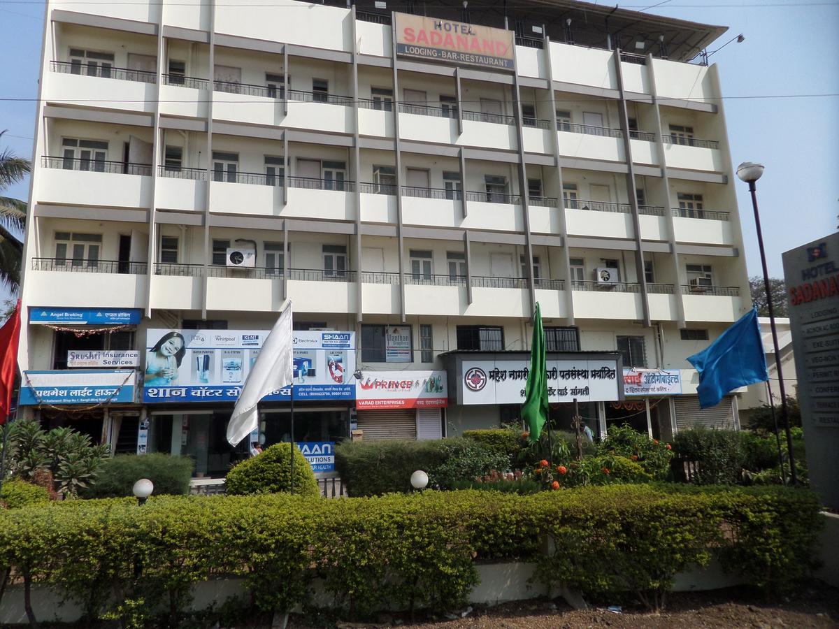 Hotel Sadanand Sāngli Buitenkant foto